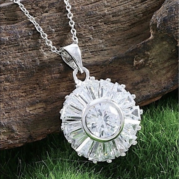 6.75ctw 14k Wt Gold Fill Cubic Zirconia Amulet - Picture 3 of 8